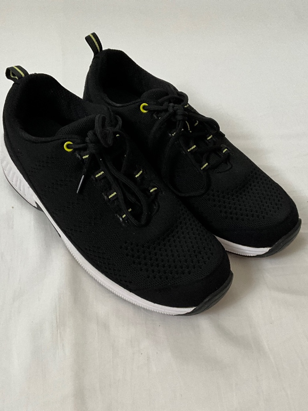 ORTHOFEET Coral Size 10.5 Black